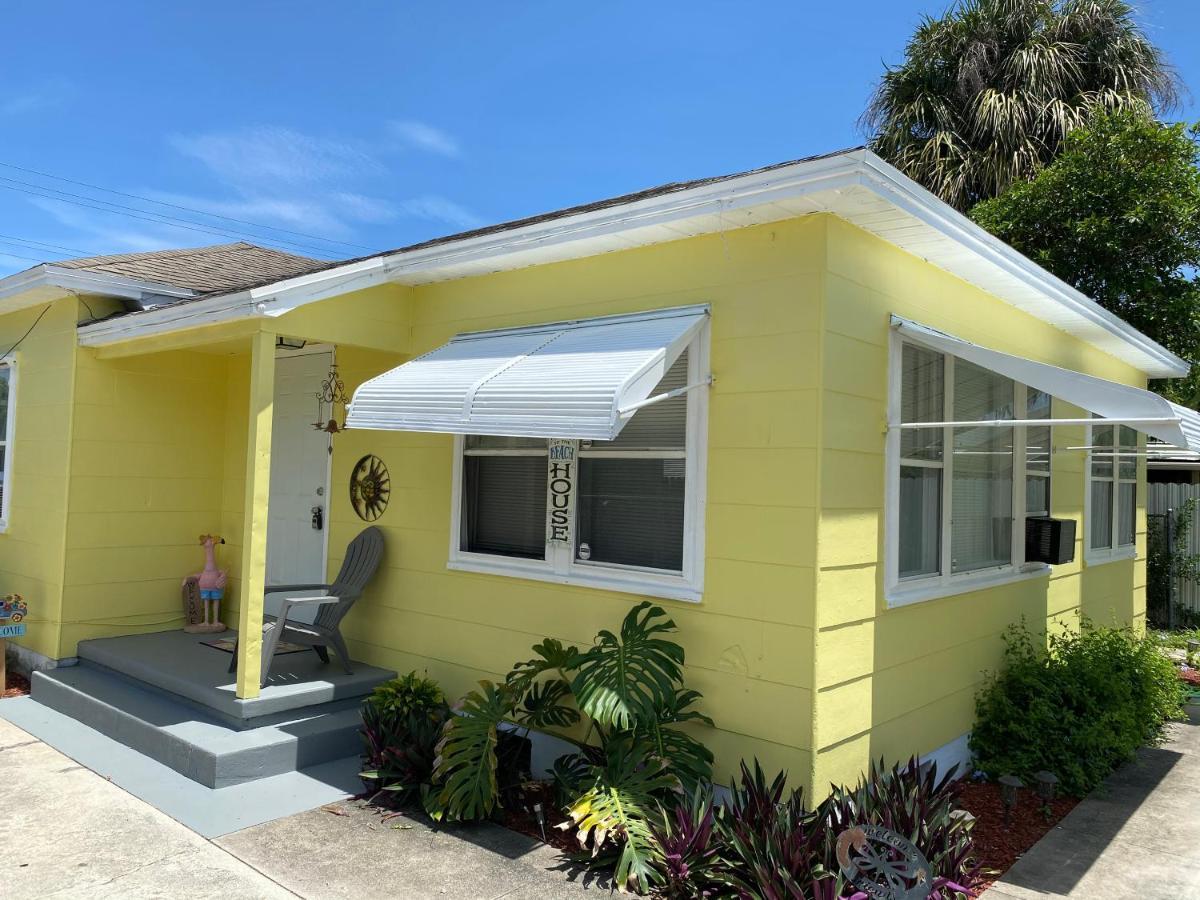 5 Min To Beach Large Living Room Fenced Backyard Bbq Firepit Driveway Boat Parking Lake Worth Beach Eksteriør bilde