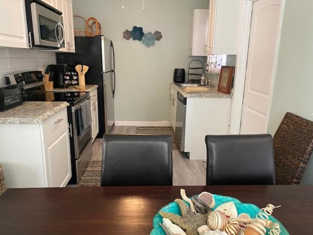 5 Min To Beach Large Living Room Fenced Backyard Bbq Firepit Driveway Boat Parking Lake Worth Beach Eksteriør bilde