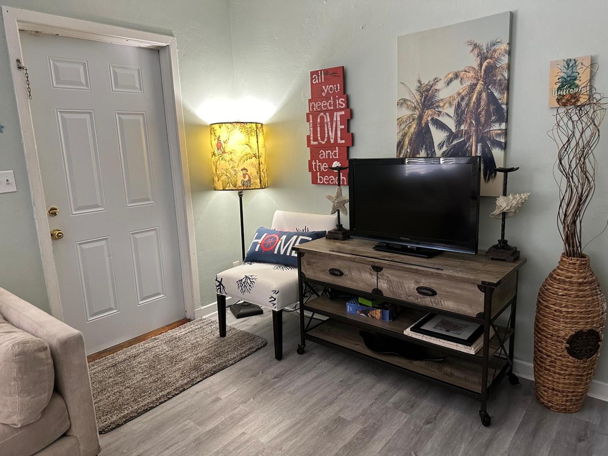 5 Min To Beach Large Living Room Fenced Backyard Bbq Firepit Driveway Boat Parking Lake Worth Beach Eksteriør bilde